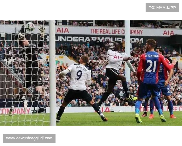 “欧冠淘汰赛抽签仪式举行,皇马拜仁潜在对决引豪门关注” “欧冠淘汰赛抽签仪式举行,皇马拜仁潜在对决引豪门关注”